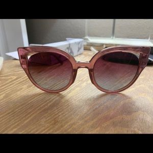 Diff Eyewear Accessories - Pink diff sunglasses Diff Eyewear Accessories - Pink diff sunglasses